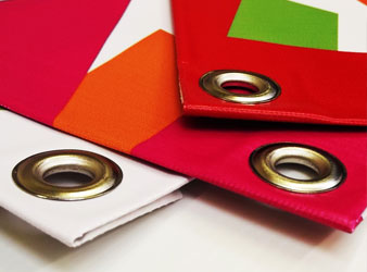 eyelits pvc banner